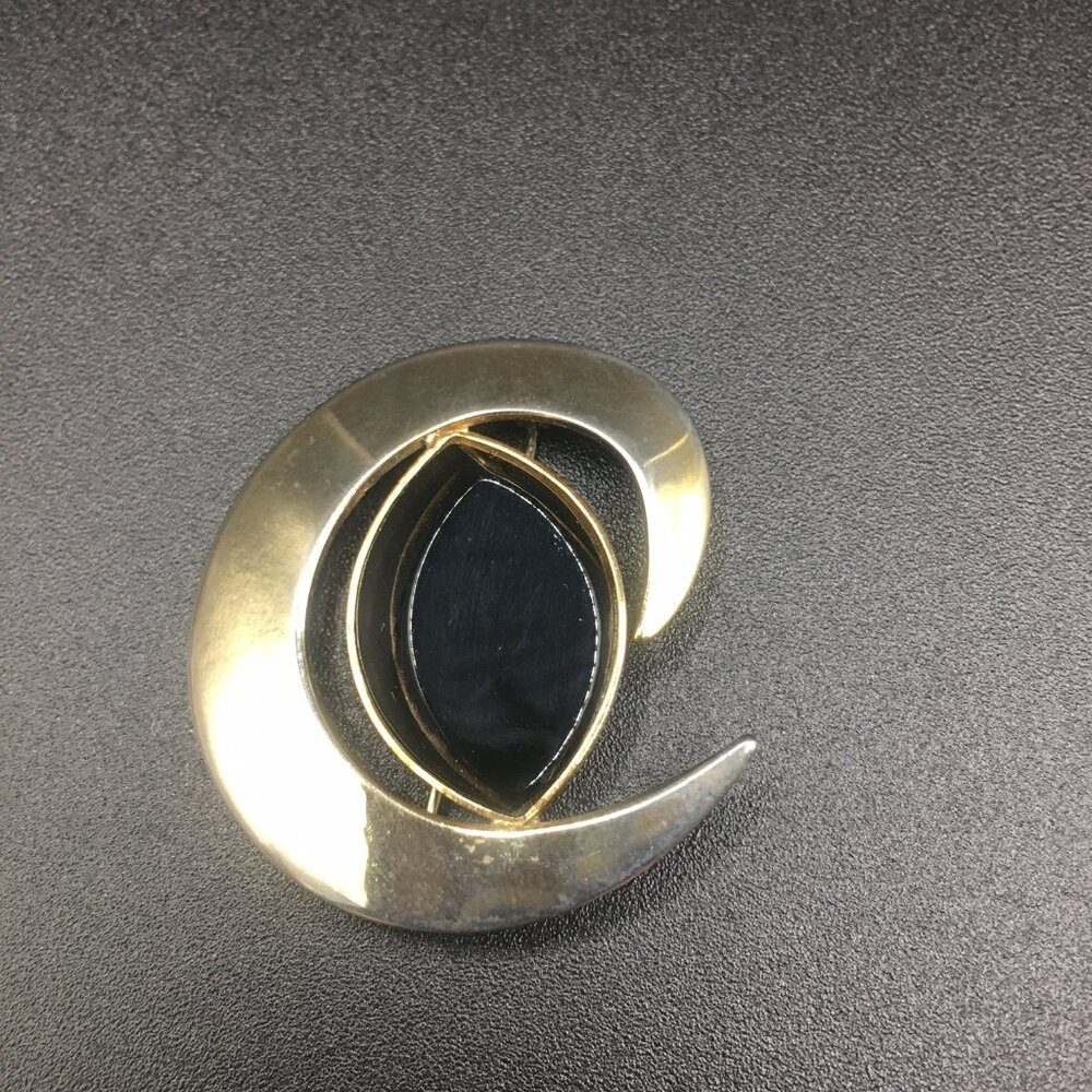 Exquisite Vintage 1960's Sarah Coventry Saturn Brooch